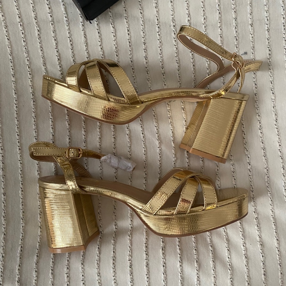 Lulu’s Gold Platform Heels